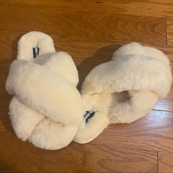 Lands' End Shearling Slippers **NEW** Size 6 - Picture 5 of 5